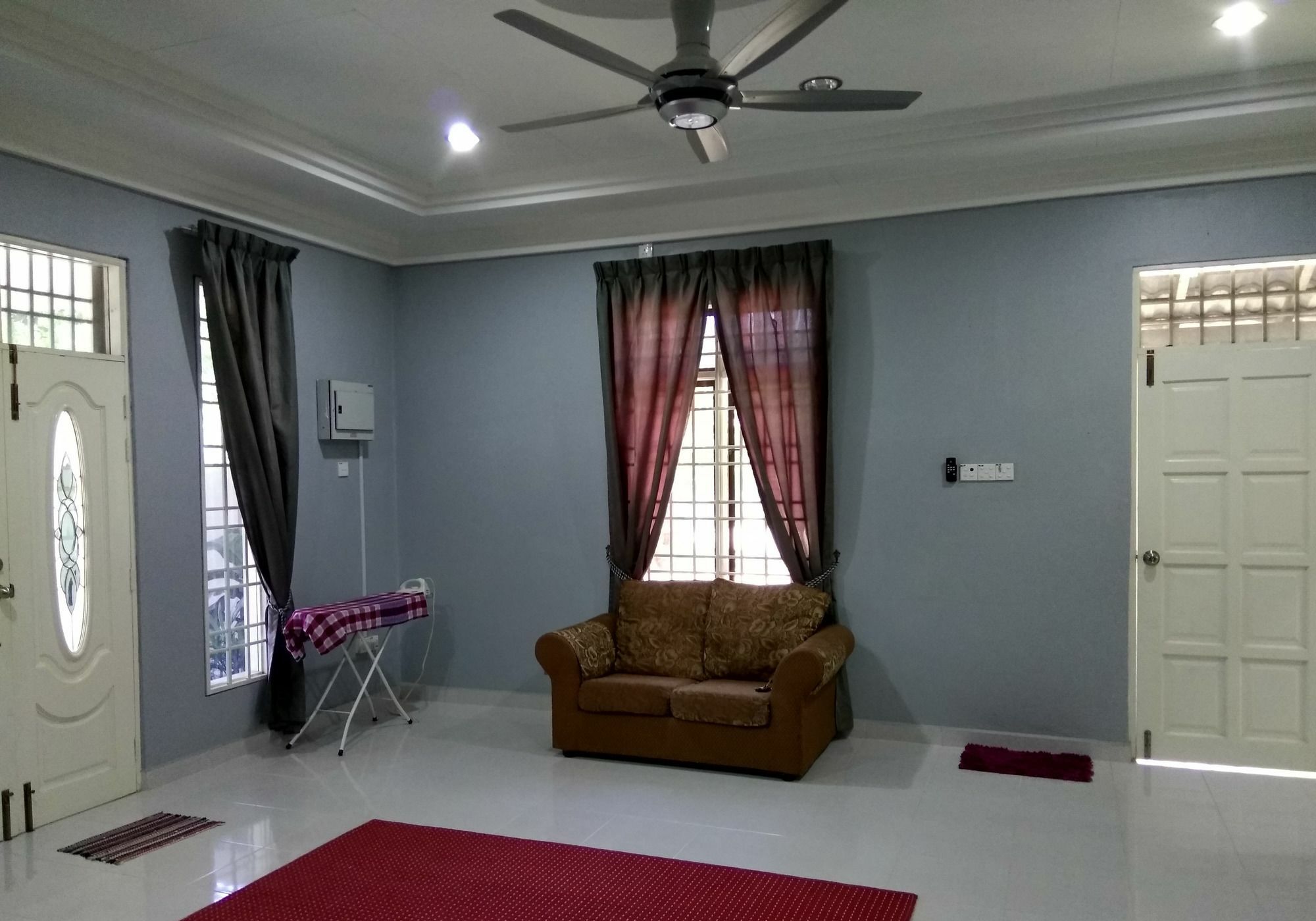 Relaxs Homestay Кота Бару Екстериор снимка
